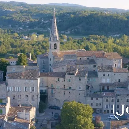 Vila Joyeuse Joyeuse